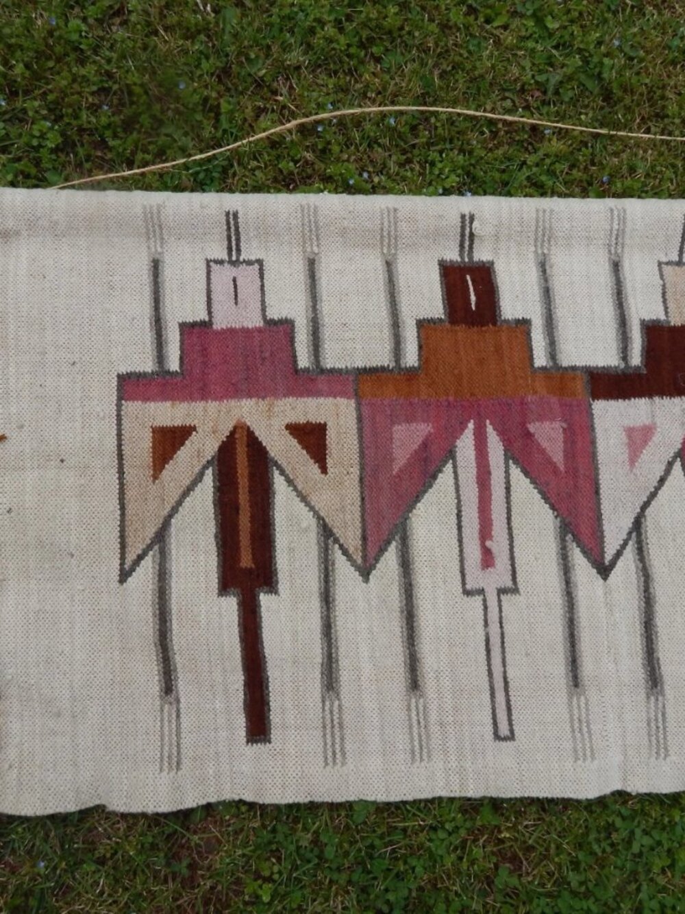 Vintage Native American Navajo Handwoven Wall Tapestry From UTAH Wool Hanging **